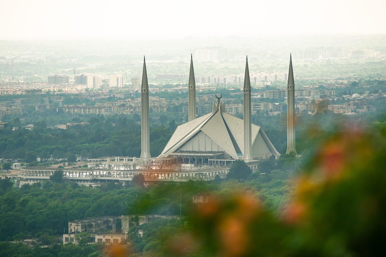 Karachi to Islamabad – 3 Days City Explorer