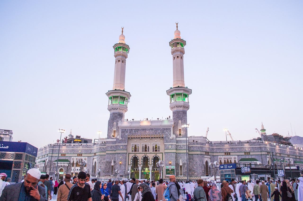 Umrah 28 Days Premium Package